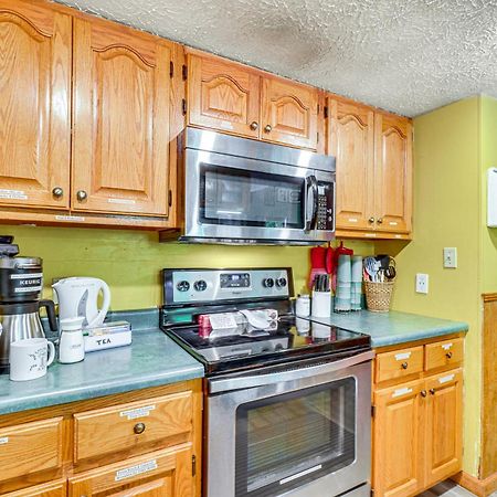 Smoky Mountain Cabin With Deck And Hot Tub! Pigeon Forge Extérieur photo