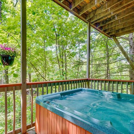 Smoky Mountain Cabin With Deck And Hot Tub! Pigeon Forge Extérieur photo